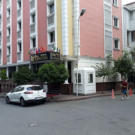 Arti Oldcity 3*